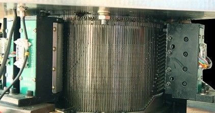 Máquina de tricotar Jacquard totalmente computadorizada com ecrã táctil para chapéus e lenços esportivos 325 KG