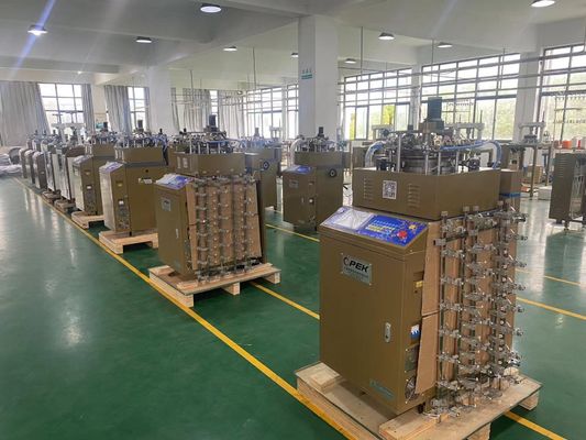 600 conjuntos/mês Máquina automática de fabricação de lenços de Jacquard OPEK com servomotor