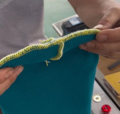 Máquina de costura industrial totalmente automática Produtos de costura de caminhada com costura de overlock