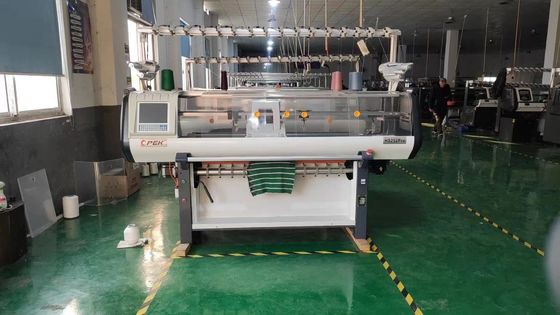 Método de tricô duplo de 52 polegadas Máquina de tricô plana para resultados de tricô precisos
