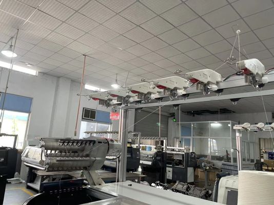 Máquina de tricô de cama plana para fabricação de colares