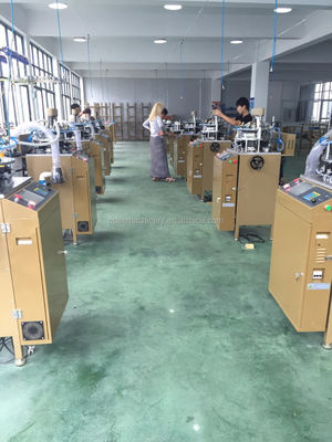 Máquina de fabricação de bonés de beisebol com tensão de 220V/380V e desempenho de 1kw