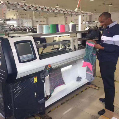 Máquina de tricô plana computerizada de sistema duplo para camisolas totalmente jacquard