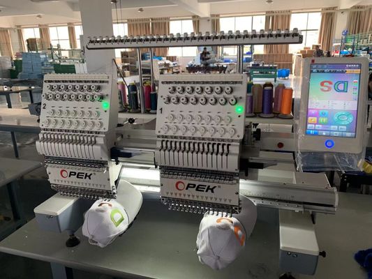 Aumente a produtividade da sua roupa com a máquina de bordados computacional OPEK 1206