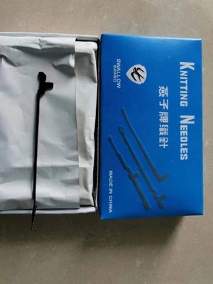 Após-Serviço Apoio técnico em vídeo Agulha de tricô SWALLOW para máquina de tricô plana Branco