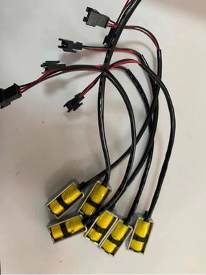Detector de atuador de agulha para peças de máquina de tricô plana em oficina de tricô de suéter
