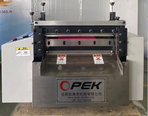 Tipo de corte Máquina de corte de tecido de malha de operação automática para chapéu de fita 0,9 Kw