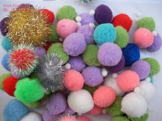 Pompom Machine para brinquedos Acessórios e Chain de Chave NO Computarizado Alto Desempenho