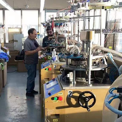 Máquina de tricô circular com ecrã táctil para fabricação de chapéus e lenços de inverno
