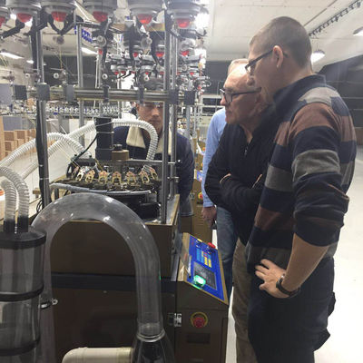Máquinas de tricô circulares de pequeno diâmetro 7G-14G de calibre 600 unidades/mês Totalmente automatizadas