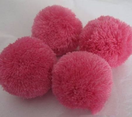 1-15cm Largura de tricô Máquina de fazer pompom circular para as necessidades do cliente